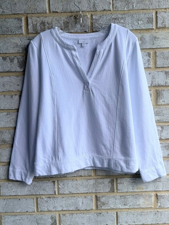 J. Jill Tops - J. Jill Long Sleeve Split V-Neck White Sweatshirt Women's Size XS